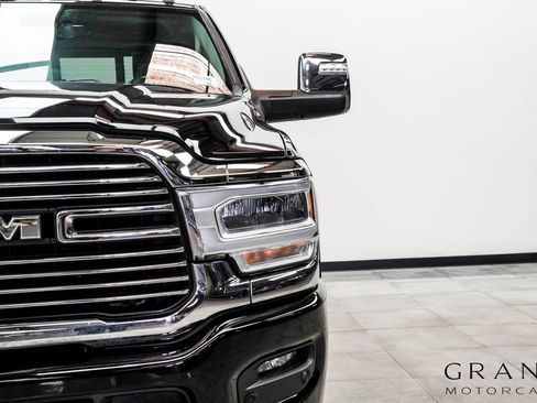 Used 2023 RAM 2500 Laramie AWD/4WD image 4