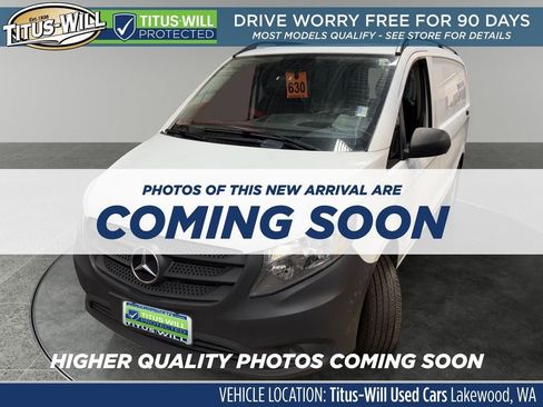 Used 2016 Mercedes-Benz Metris image 2