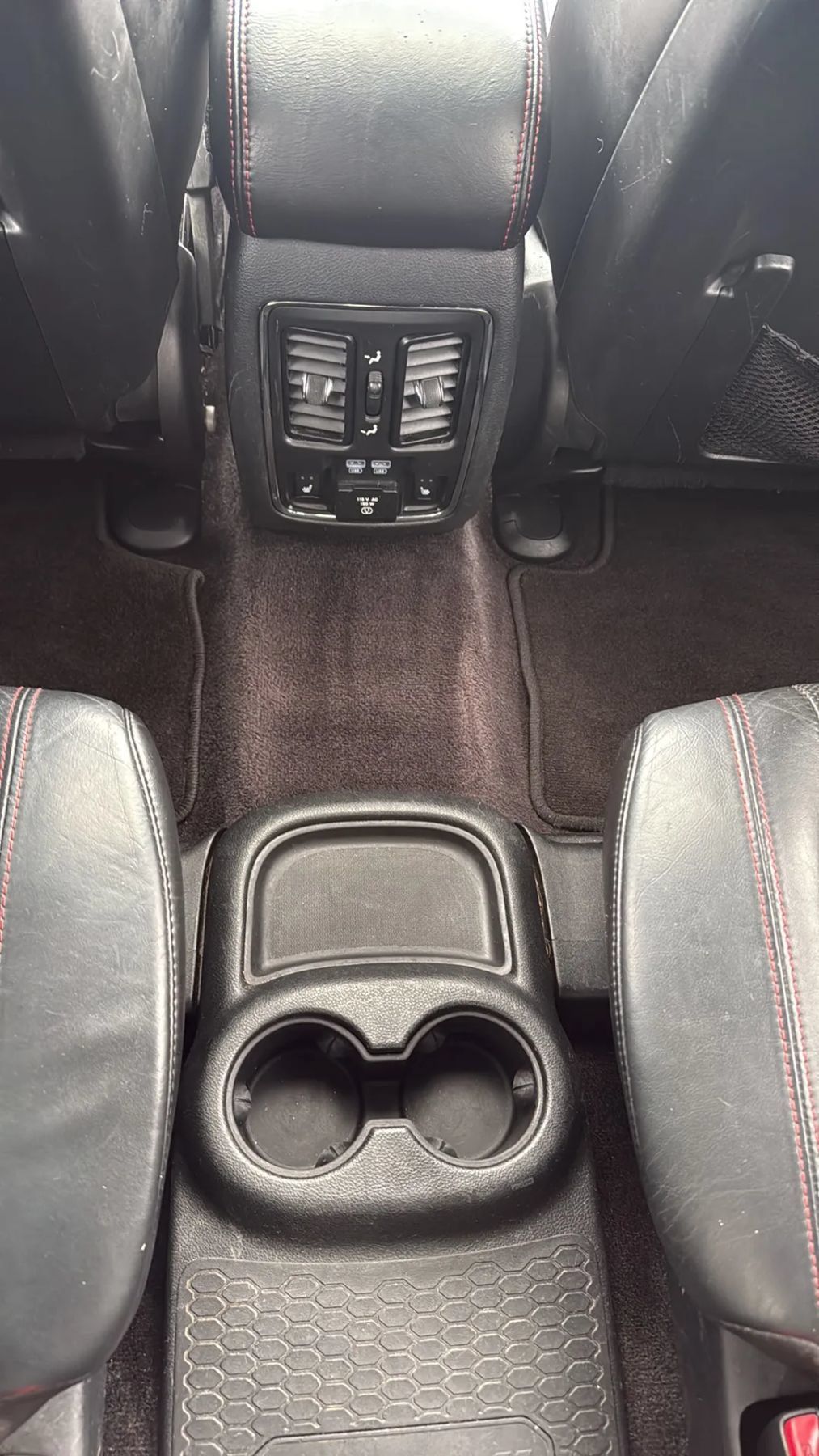 Used 2017 Dodge Durango R/T w/ Blacktop Package RWD image 26