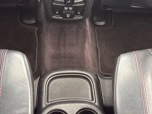 Used 2017 Dodge Durango R/T w/ Blacktop Package RWD image 26