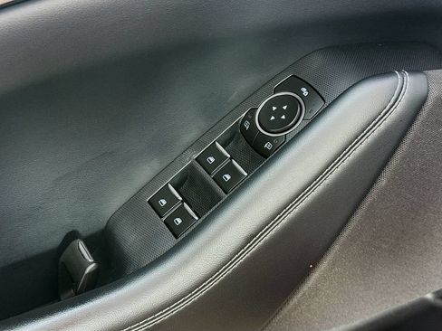 Used 2022 Ford Mustang Mach-E Select AWD/4WD image 22