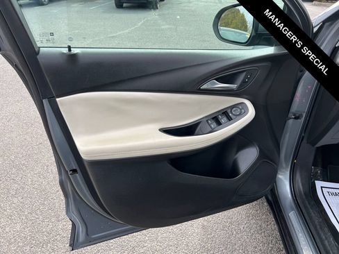 Used 2021 Buick Encore GX Select FWD image 13