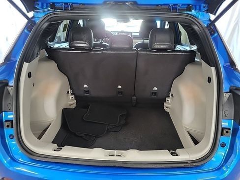 Used 2023 Jeep Compass Latitude AWD/4WD image 6
