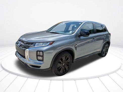 Used 2025 Mitsubishi Outlander Sport LE AWD/4WD image 8