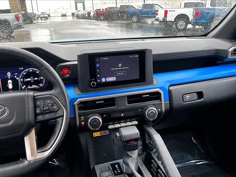 Used 2025 Toyota 4Runner TRD Off-Road image 6