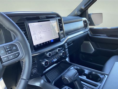 New 2025 Ford F150 Lariat w/ Equipment Group 502A High image 13