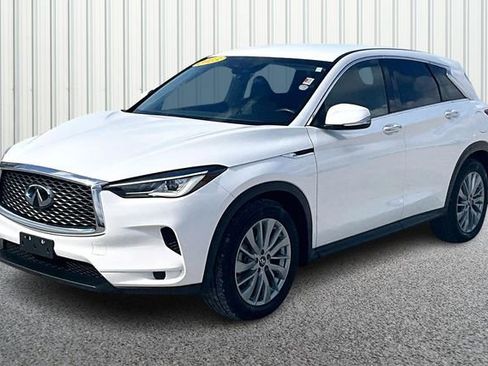 Used 2023 INFINITI QX50 Pure AWD/4WD image 2