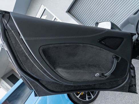 Used 2023 Maserati MC20 Spyder image 35