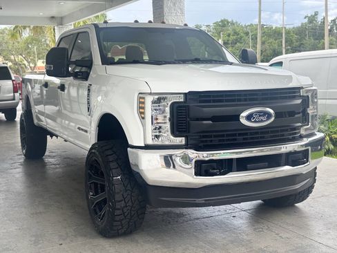 Used 2019 Ford F250 XL w/ Power Equipment Group image 10