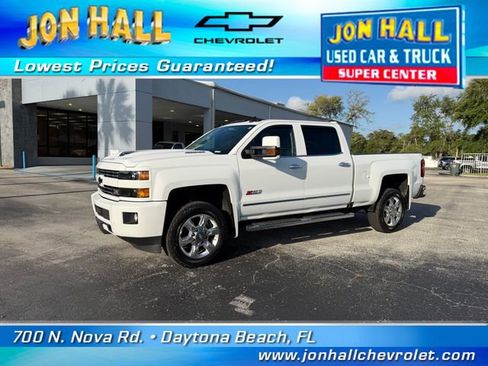 Used 2019 Chevrolet Silverado 2500 LTZ w/ Duramax Plus Package AWD/4WD image 2