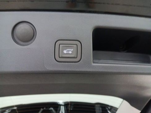 New 2026 GMC Terrain Denali image 8