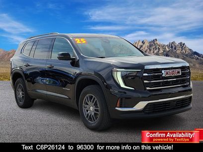 Used 2025 GMC Acadia Elevation
