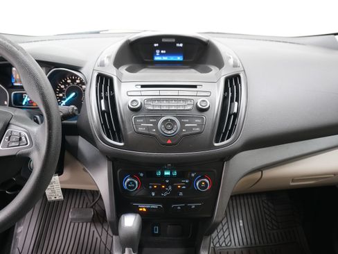 Used 2017 Ford Escape SE FWD image 15