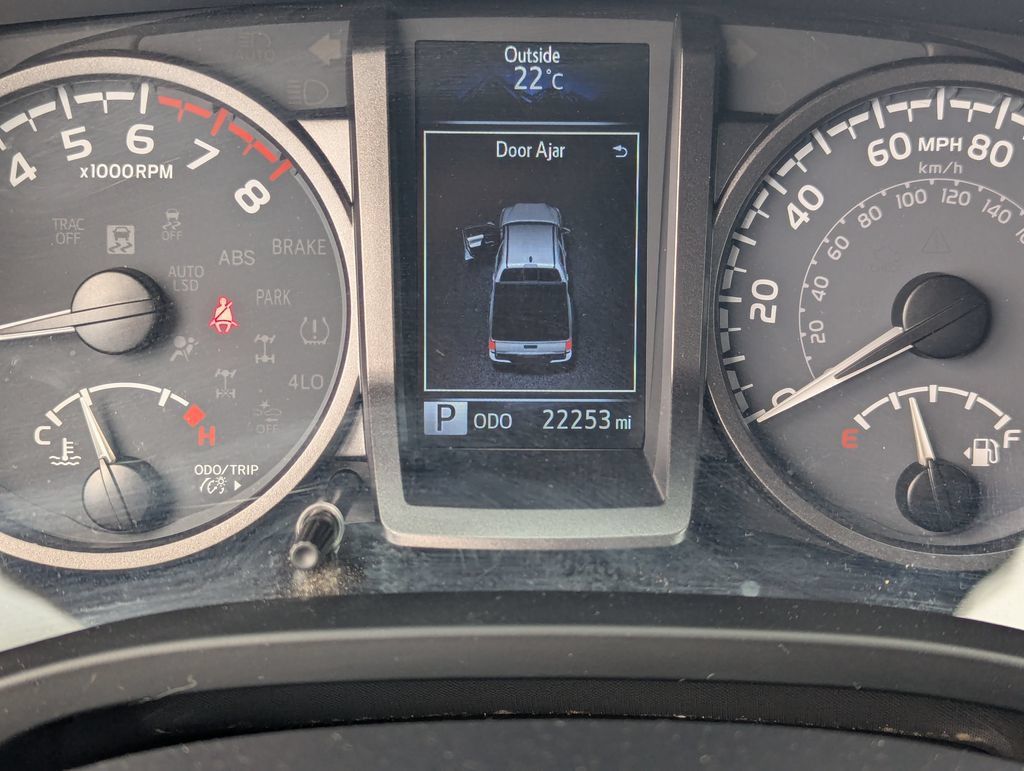 Used 2023 Toyota Tacoma TRD Off-Road AWD/4WD image 28