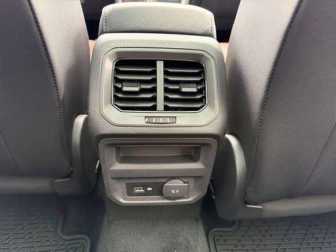 Used 2019 Volkswagen Tiguan SEL Premium AWD/4WD image 21