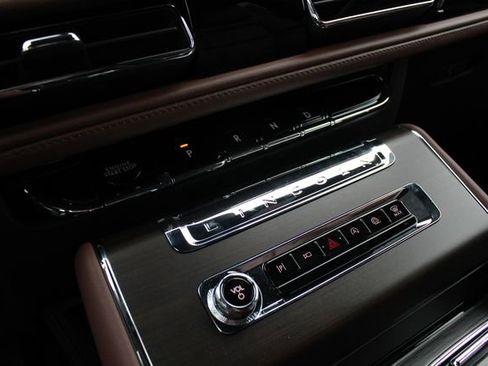 New 2026 Lincoln Aviator Reserve AWD/4WD image 44