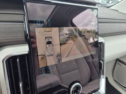 New 2026 GMC Acadia Denali w/ Super Cruise Package FWD image 35
