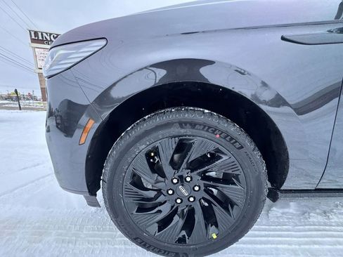 New 2026 Lincoln Navigator L Reserve w/ Jet Appearance Package AWD/4WD image 10