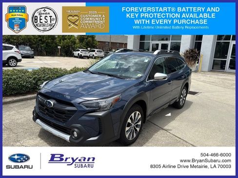 Used 2023 Subaru Outback Touring XT AWD/4WD image 3