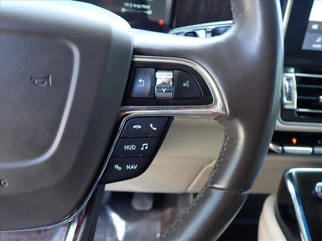 Used 2021 Lincoln Navigator L Reserve w/ Luxury Package AWD/4WD image 17