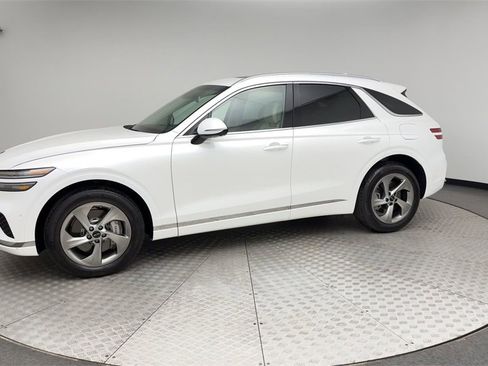 Used 2026 Genesis GV70 2.5T Advanced image 6