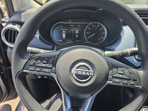 Used 2025 Nissan Versa SV FWD image 13