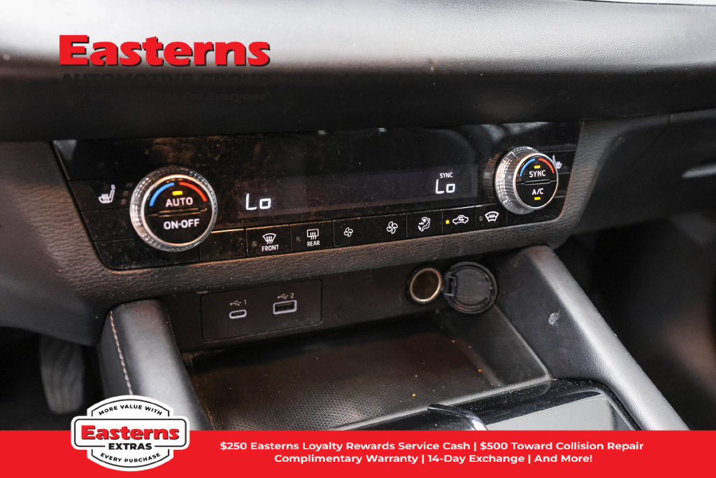Used 2023 Mitsubishi Outlander SE Black Edition AWD/4WD image 21