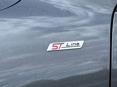 Certified 2025 Ford Escape ST-Line Elite w/ Premium Technology Package AWD/4WD image 30