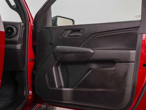 Used 2026 Chevrolet Colorado Trail Boss AWD/4WD image 9