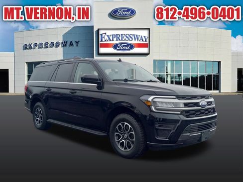 Used 2024 Ford Expedition Max XLT image 5