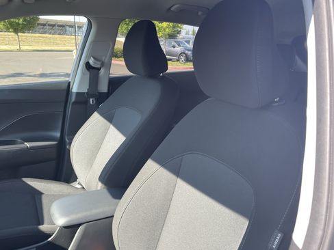 Used 2024 Hyundai Kona SEL FWD image 19
