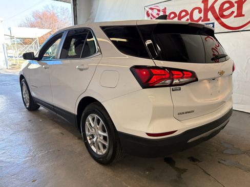 Used 2022 Chevrolet Equinox LT image 9