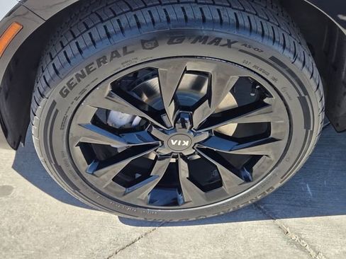 Used 2021 Kia Sorento SX image 9