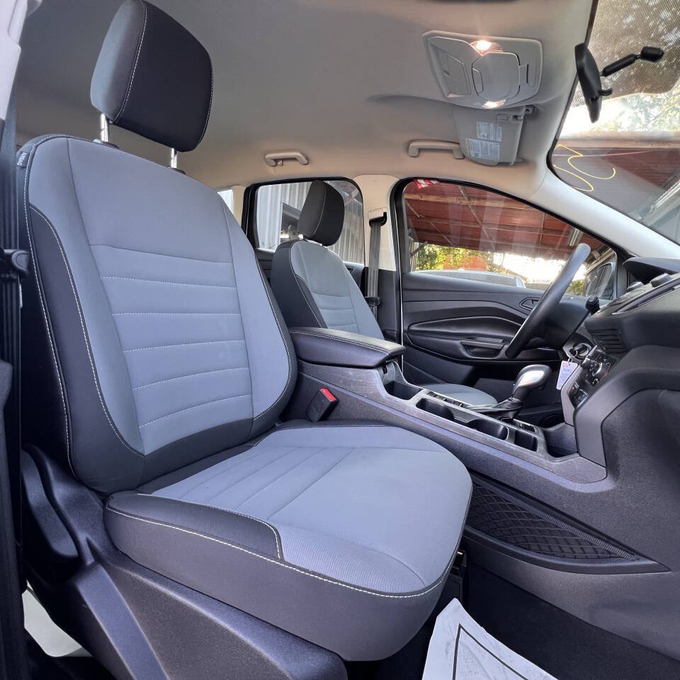 Used 2019 Ford Escape S FWD image 14