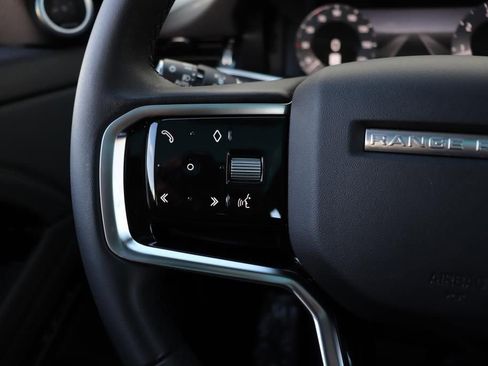 Used 2023 Land Rover Range Rover Evoque SE image 40