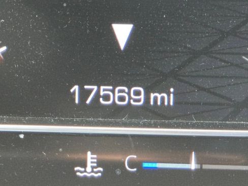 Used 2025 GMC Sierra 1500 SLT image 18