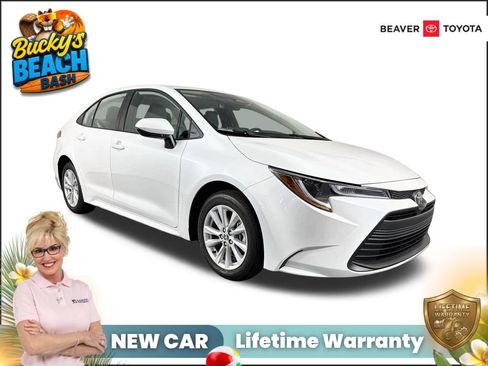 New 2026 Toyota Corolla LE FWD image 1