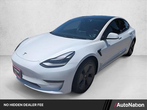 Used 2023 Tesla Model 3 Standard Range RWD image 1