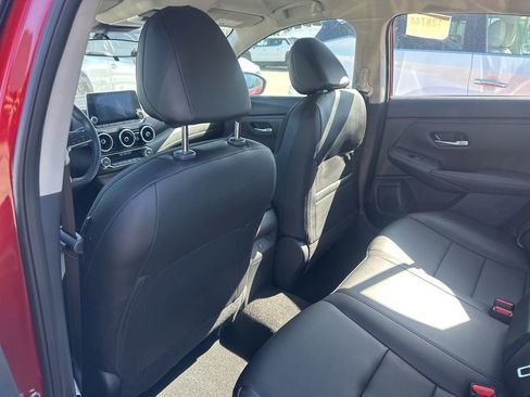 Used 2025 Nissan Sentra SR w/ SR Premium Package FWD image 7