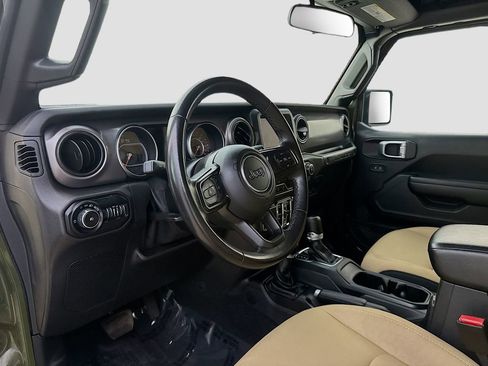 Used 2021 Jeep Wrangler Unlimited Sport AWD/4WD image 10