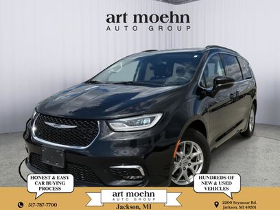 Used 2022 Chrysler Pacifica Touring-L