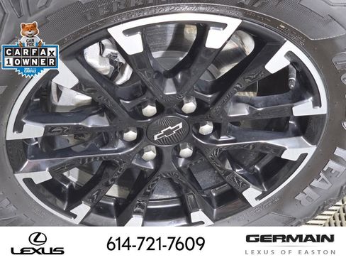 Used 2025 Chevrolet Traverse Z71 AWD/4WD image 12