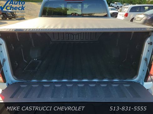 Used 2025 Chevrolet Colorado Z71 w/ Technology Package AWD/4WD image 29