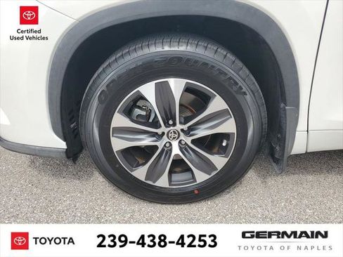 Certified 2020 Toyota Highlander XLE FWD image 13