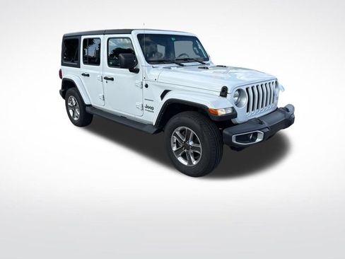 Used 2022 Jeep Wrangler Unlimited Sahara image 2
