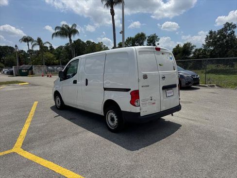 Used 2021 Nissan NV200 S FWD image 6