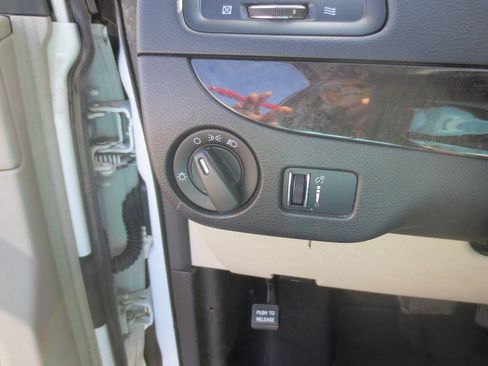 Used 2016 Dodge Grand Caravan SE w/ Quick Order Package 29E SE FWD image 13