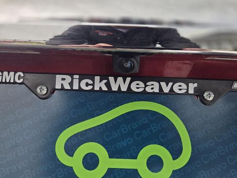 Certified 2022 GMC Terrain SLE w/ Driver Convenience Package image 6