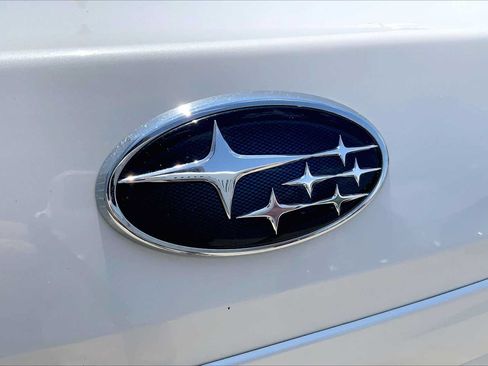 Used 2014 Subaru Legacy 2.5i Premium AWD/4WD image 32