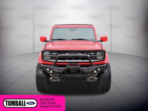 Used 2023 Ford Bronco Outer Banks AWD/4WD image 2